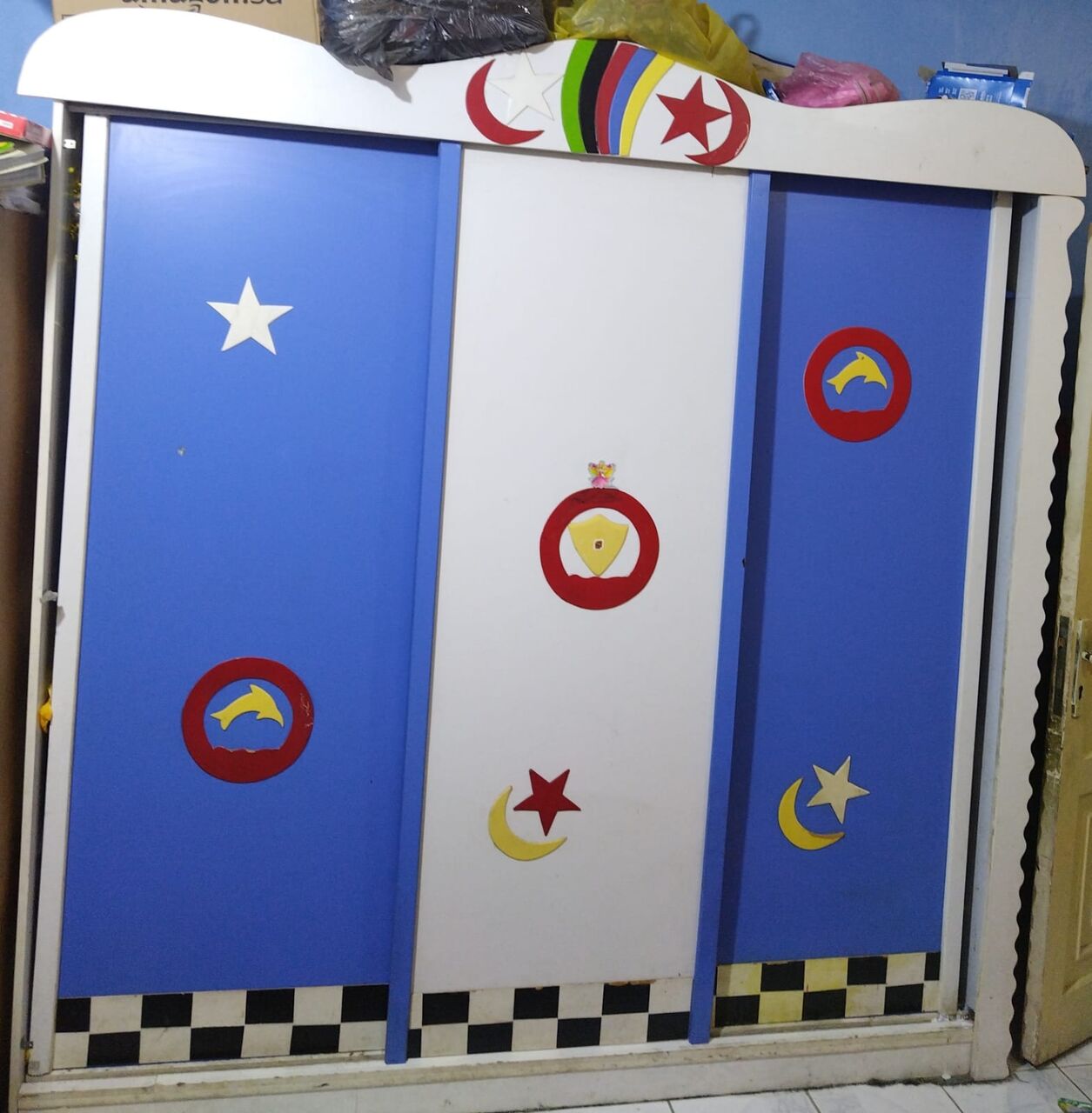 Jeddah, Free Items, SAR 1,  Sofa 7 Seater And Cupboard