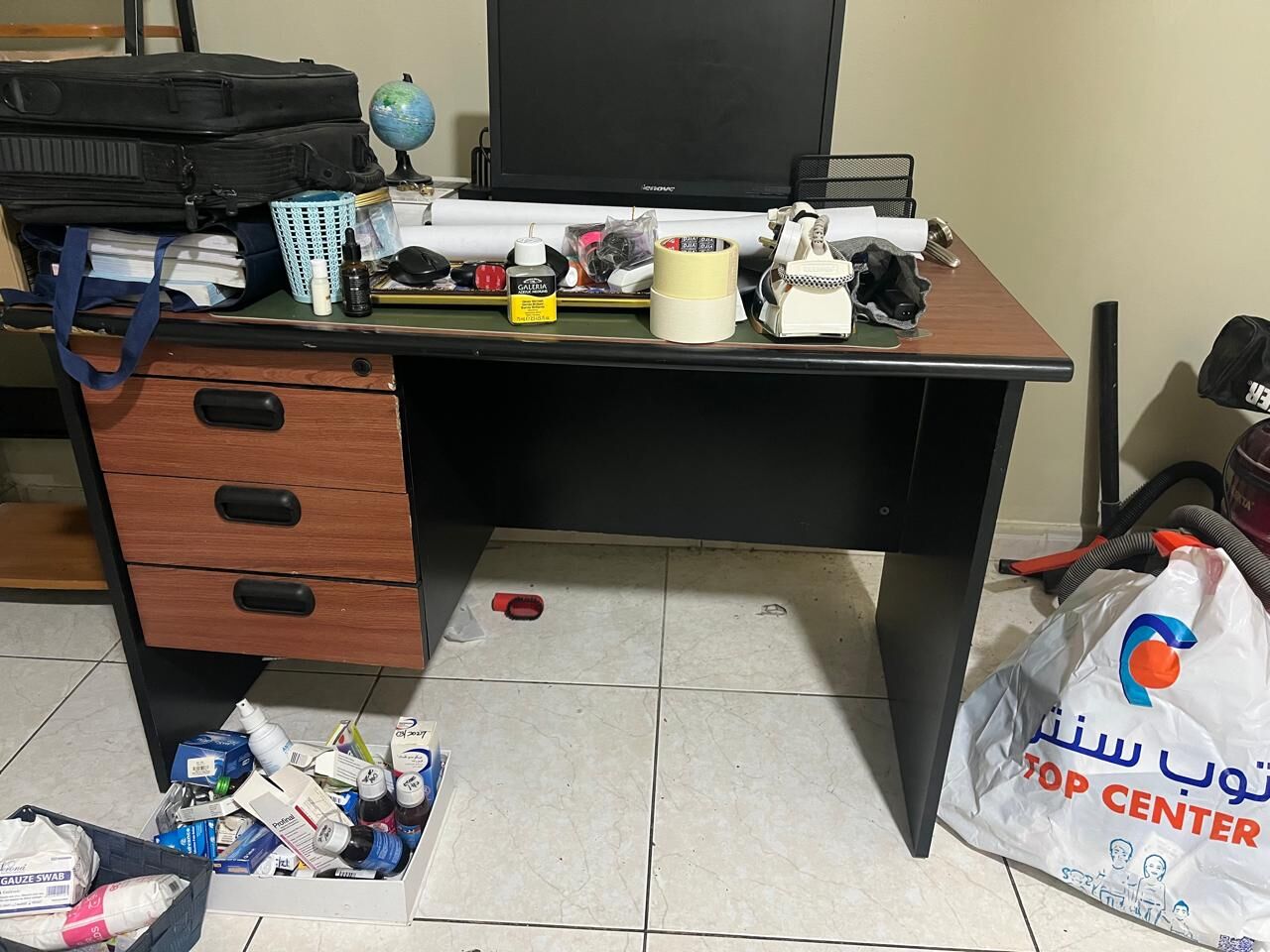 Dammam, Appliances, SAR 2240,  Used Items For Sale !! FRIDGE , WARDOBE , AC , OVEN , TABLE ETC.
