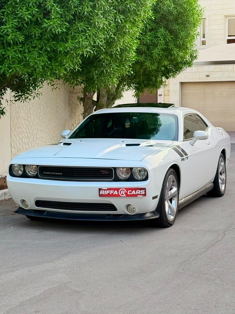 Manama, Vehicles, Cars & Trucks , BHD 2900,  Dodge Challenger,  2013,  Automatic,  287000 KM,