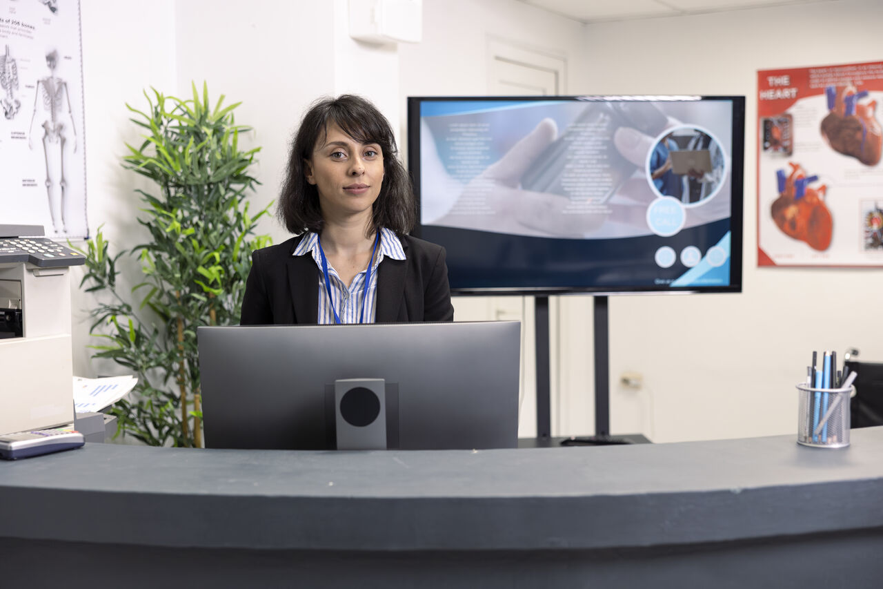 New York, Business, Hotel Front Desk Computer System | Otelms