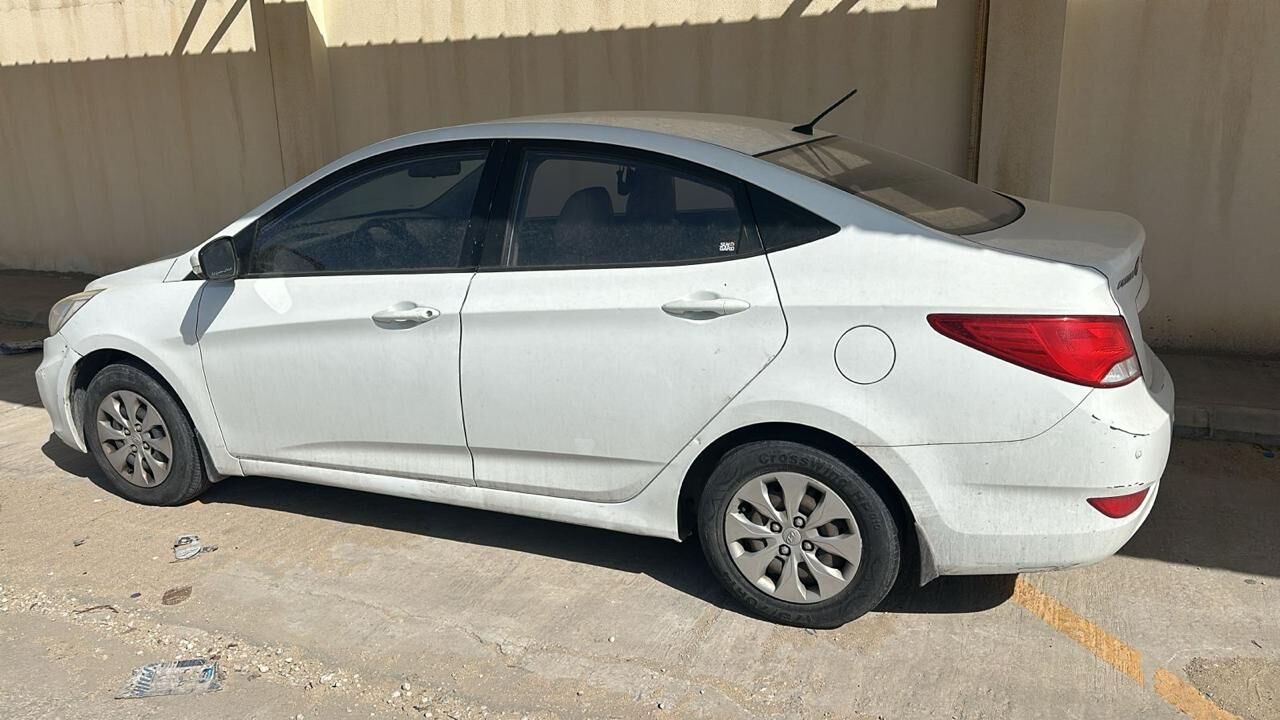 Dammam, Vehicles, Cars & Trucks , SAR 20000,  Hyundai Accent,  2015,  Automatic,  285000 KM,   For Sale