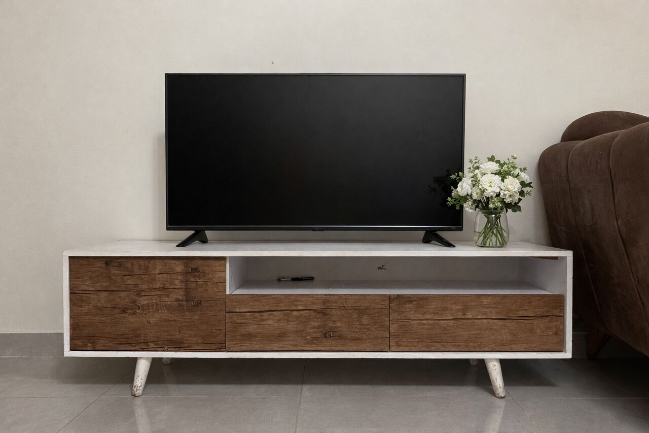 Jubail, Furniture, SAR 450,  TV Stand 100 Sofa 350