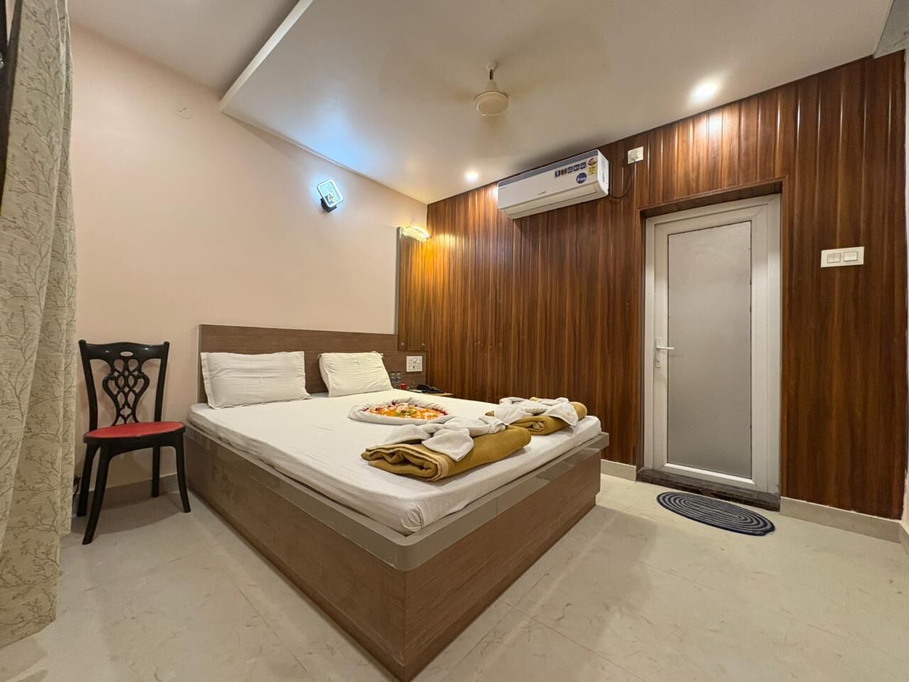 Mumbai, Travel, Comfortable Lodging In Puri For Temple Visits