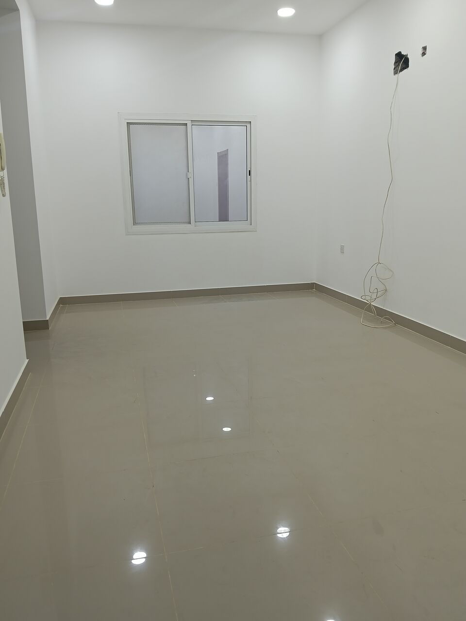 Zinj, Apartments, Flats, Houses & Villas, BHD 260/month,  2 BR,  2 Bedroom Unfurnished Flat For Rent With Ewa Unlimited
