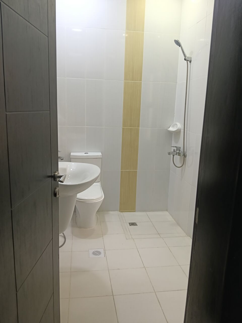 Zinj, Apartments, Flats, Houses & Villas, BHD 260/month,  2 BR,  2 Bedroom Unfurnished Flat For Rent With Ewa Unlimited
