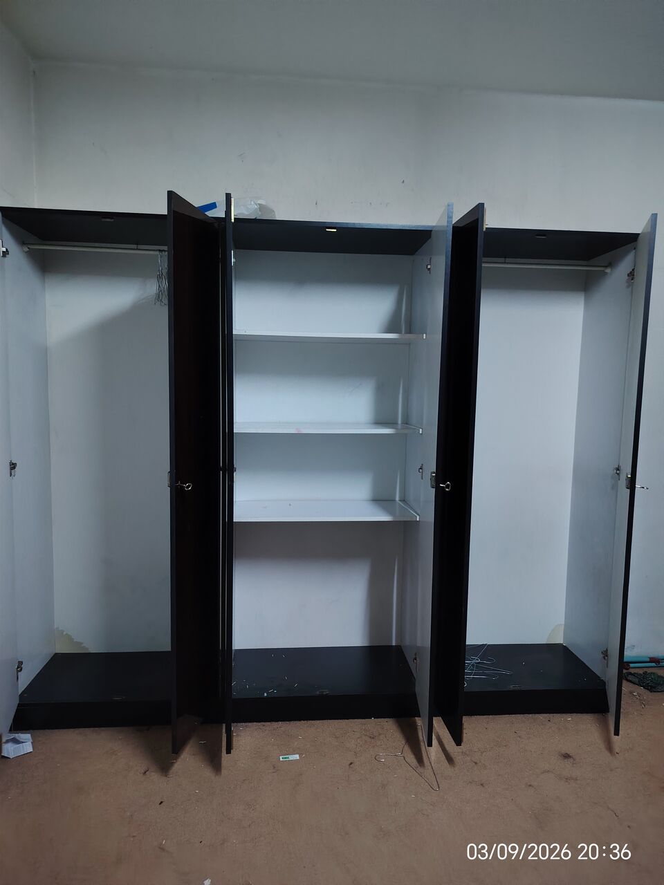 Riyadh, Furniture, SAR 800,  Sell High Look Full Bedroom Set For Reasonable Price