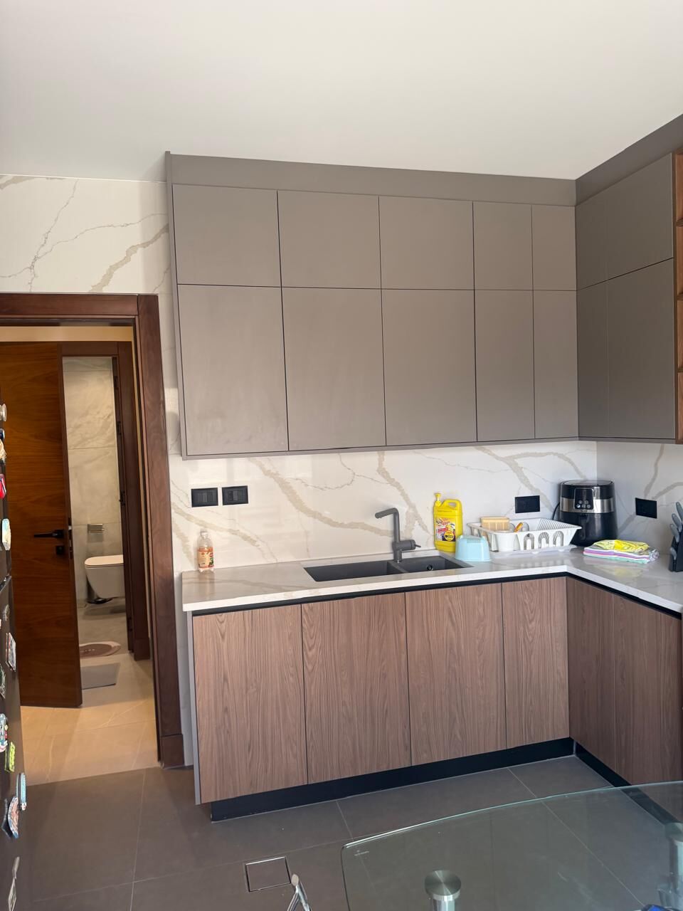 Abdoun, Apartments, Flats, Houses & Villas, JOD 20/year,  3 BR,  178 Sq. Meter,  Semi-furnished Apartment For Rent In Abdoun