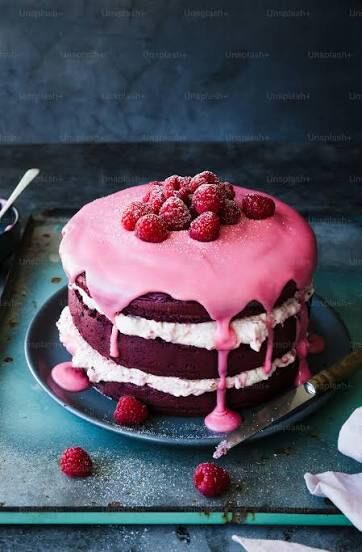 Karama, Food, AED 275,  Online Cake Delivery Dubai | Order Fresh Cakes Online