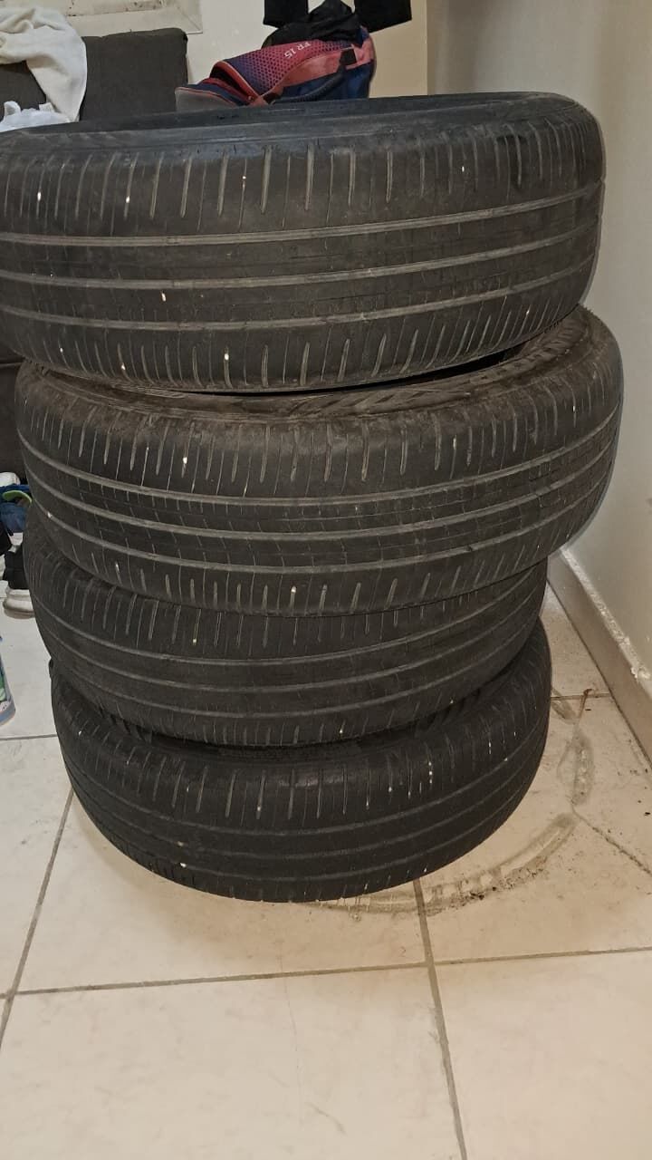 Dammam, Vehicles, Cars & Trucks , SAR 600,  Brand: Dunlop,  2023,  Manual,  50000 KM,  📢 USED DUNLOP TIRES FOR SALE – GOOD CONDITION