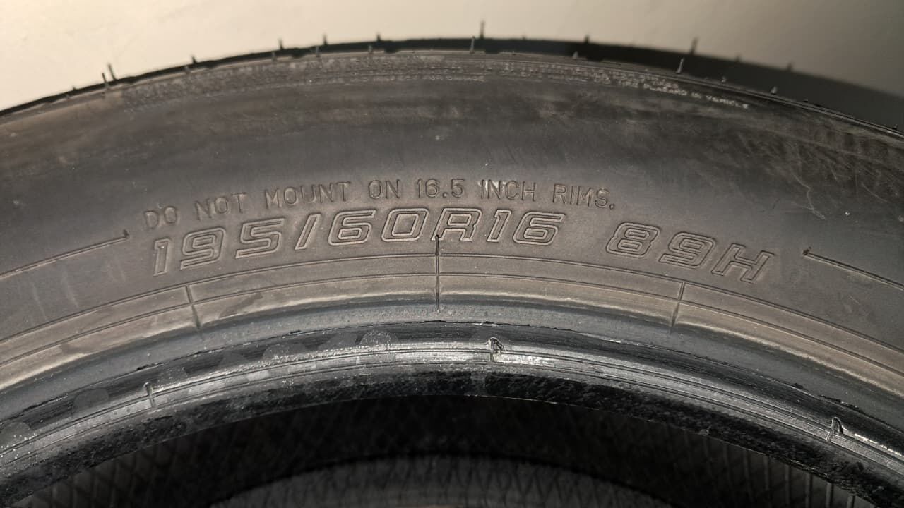 Dammam, Vehicles, Cars & Trucks , SAR 600,  Brand: Dunlop,  2023,  Manual,  50000 KM,  📢 USED DUNLOP TIRES FOR SALE – GOOD CONDITION