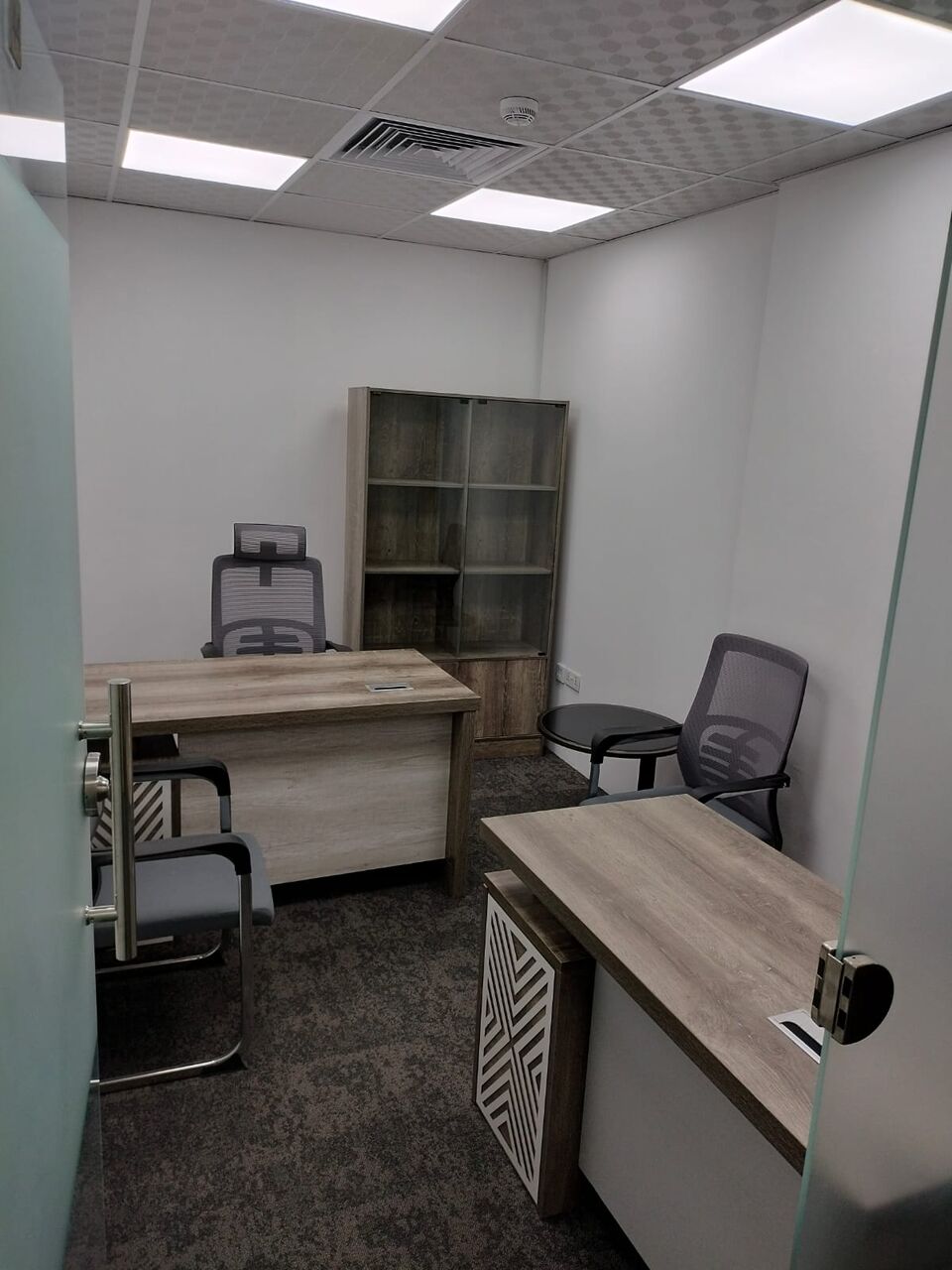 Dubai, Offices, AED 19999,  100 Sq. Feet,  Well Maintained Office Space Available For Rent In Al Khabaisi,Dubai