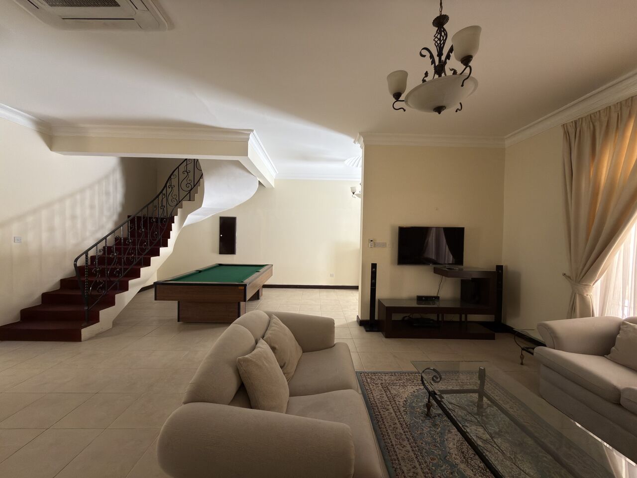 Juffair, Villas, BHD 650,  Furnished,  Villa For Rent In Juffair
