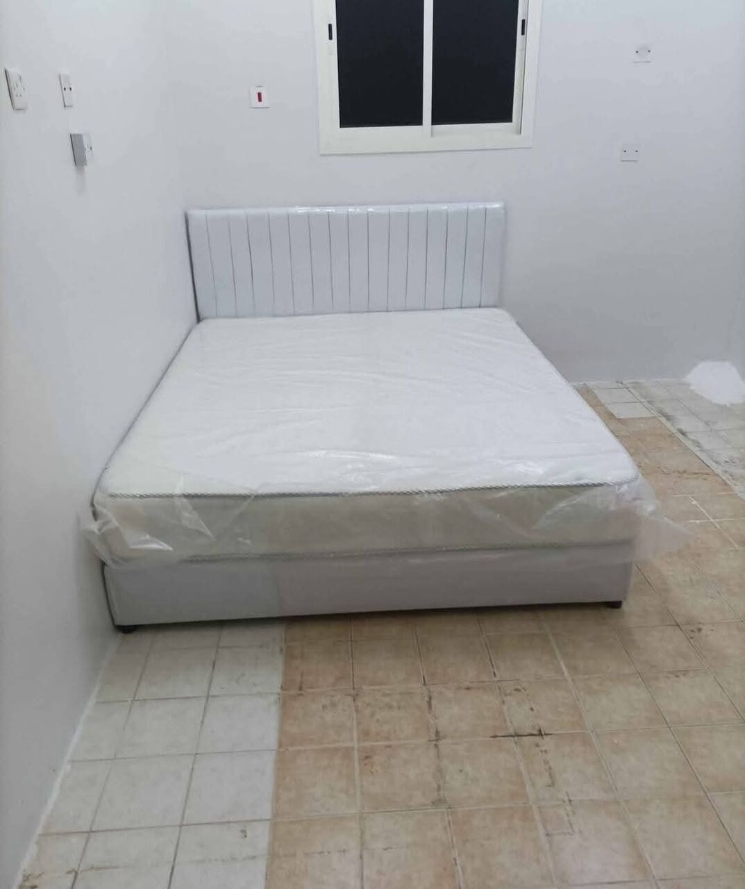 Riyadh, Household Items, SAR 22,  BED + MATTRESS SALE!  Bed Riyadh