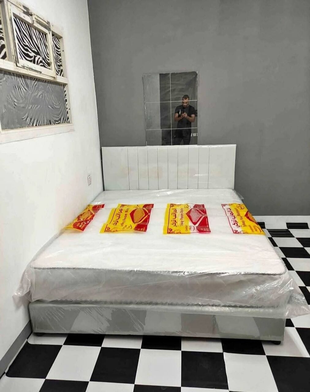 Riyadh, Household Items, SAR 22,  BED + MATTRESS SALE!  Bed Riyadh