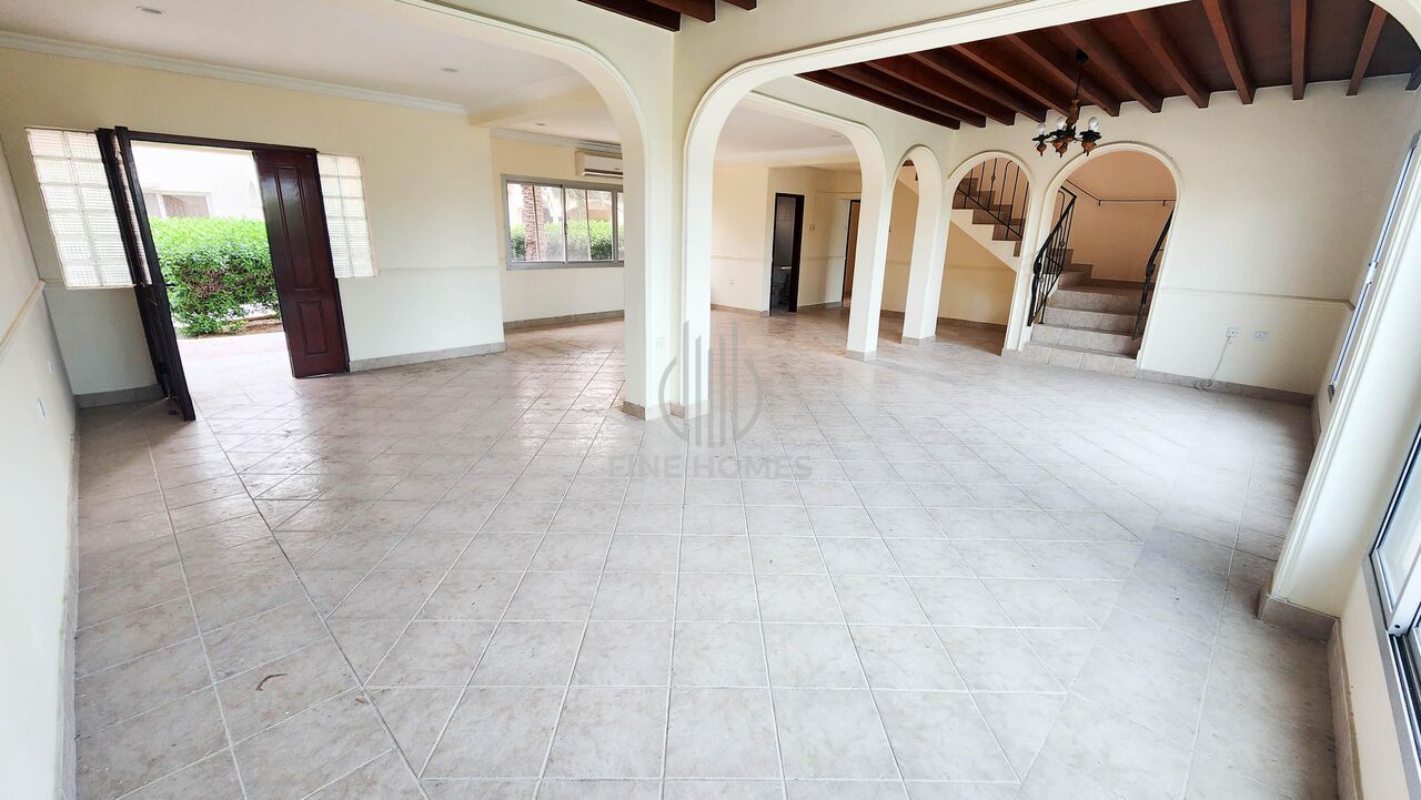 Jannusan, Villas, BHD 500,  Cozy Compound Villa , Garden & Facilities