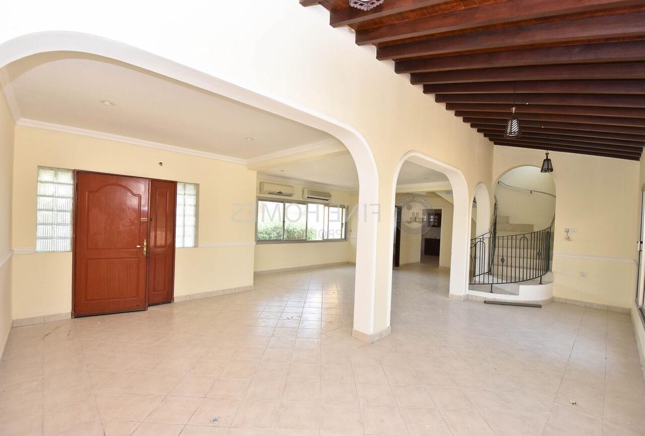 Jannusan, Villas, BHD 500,  Cozy Compound Villa , Garden & Facilities