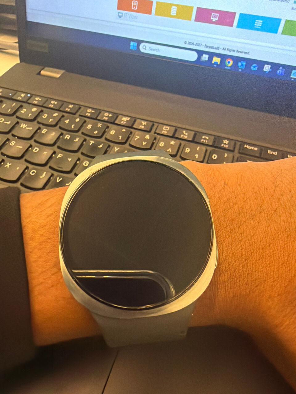 Riyadh, Watches, SAR 850,  Samsung Galaxy Watch8 Gray, Bluetooth, 44mm Smartwatch, Everyday Health Coach