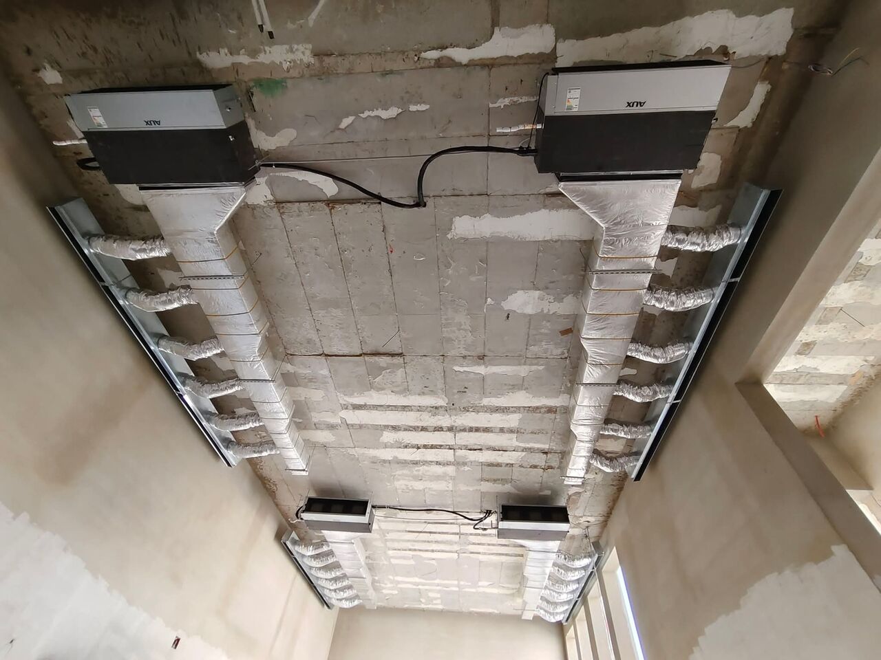 Jeddah, Construction, Supply & Installation Of Ducting & Copper Piping
