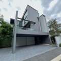 THB 195000,  81 Sq. Feet,  ให้เช่าบ้านเดี่ยว 3 ชั้น 421 ตร.ม. Vive กรุงเท