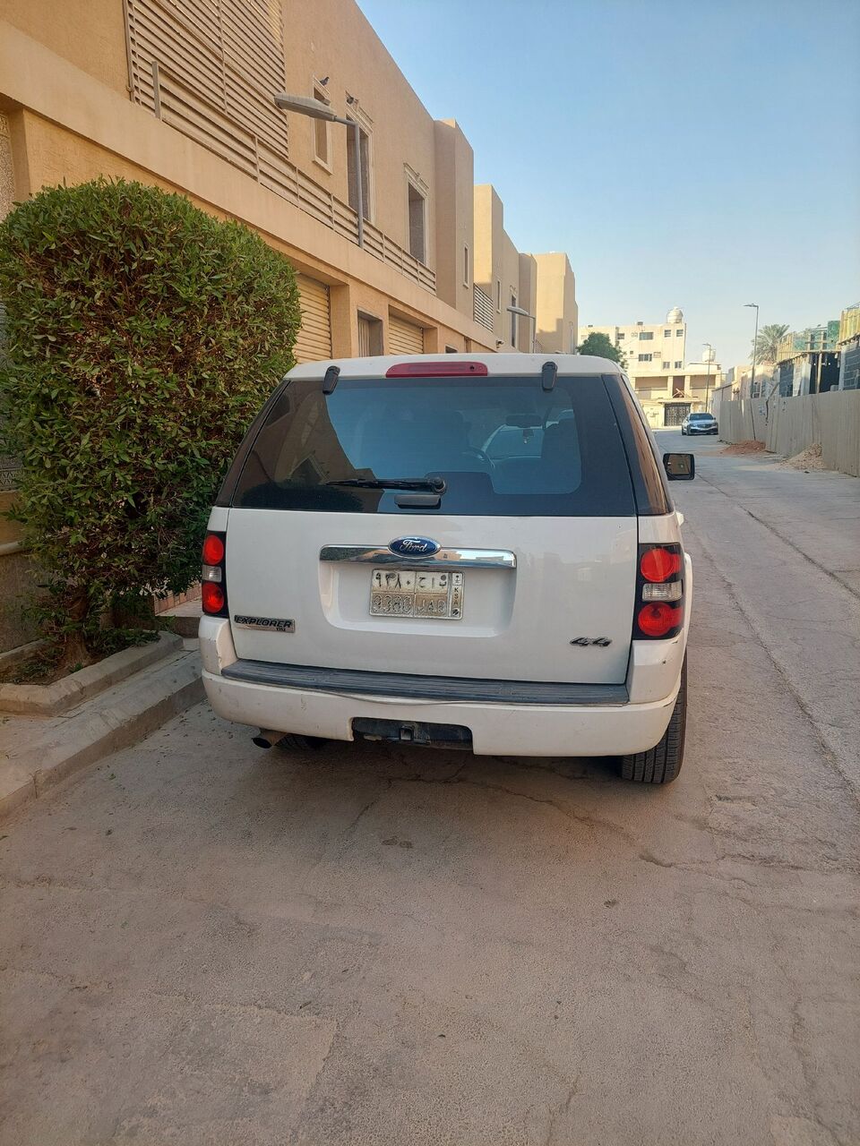 Riyadh, Vehicles, Cars & Trucks , SAR 15000,  Ford Explorer,  2010,  Automatic,  405000 KM,   For Sale