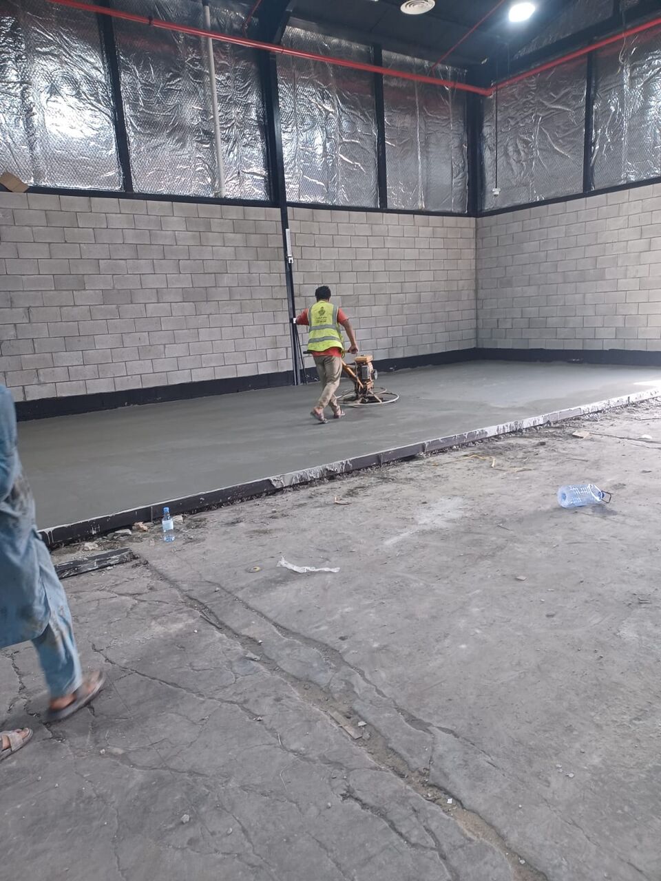 Irqah, Construction, Concrete