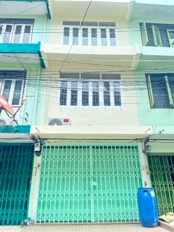 Bangkok, Villas, THB 19998,  18 Sq. Feet,  Central เจริญราษฎร์ 3-9 ตึกแถว 3 ชั้น รีโนเวทให