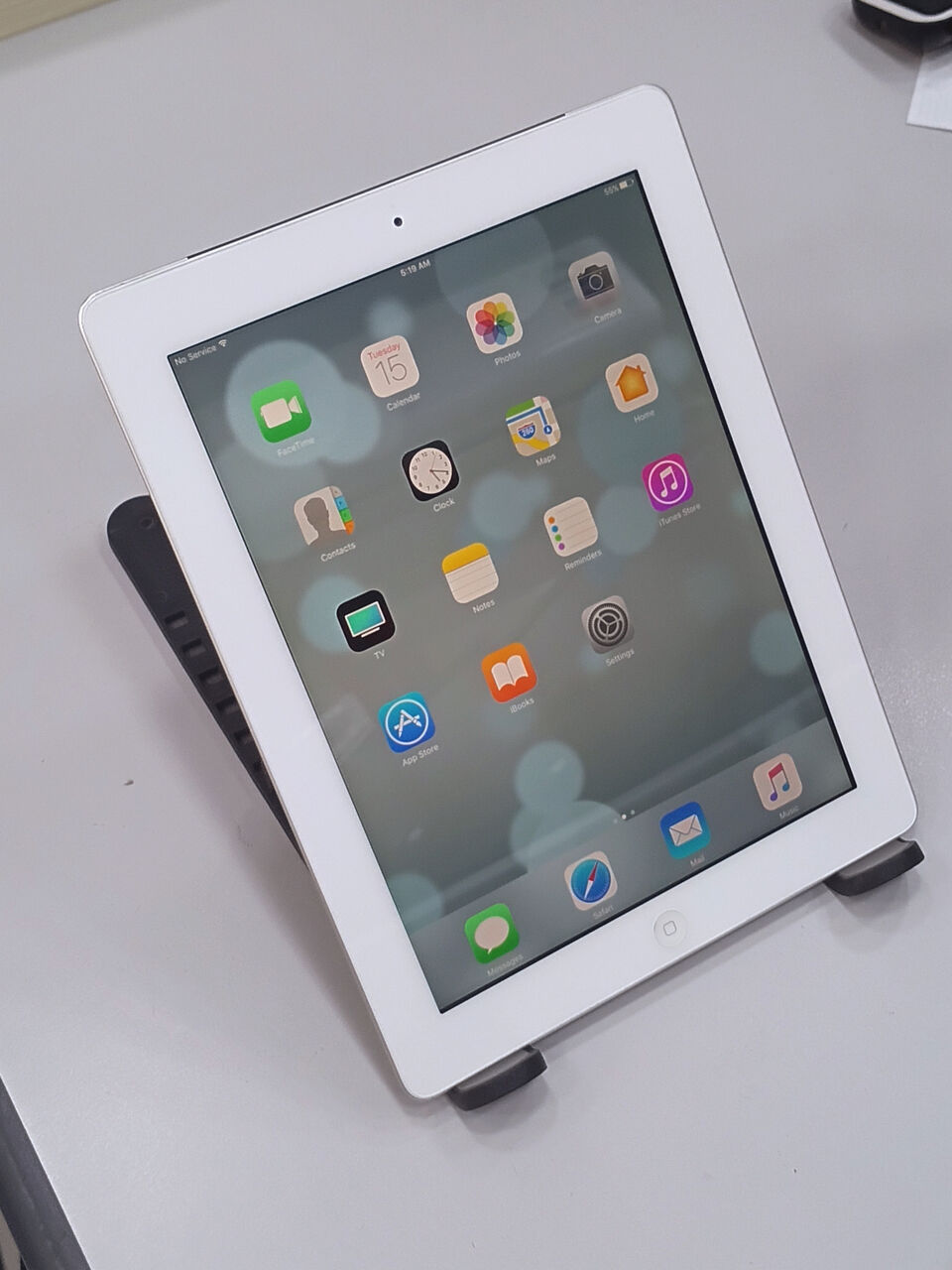 Riffa, Computers, BHD 30,  Apple IPad (32GB / Cellular LTE) &ndash; Special Offer With Free Accessories
