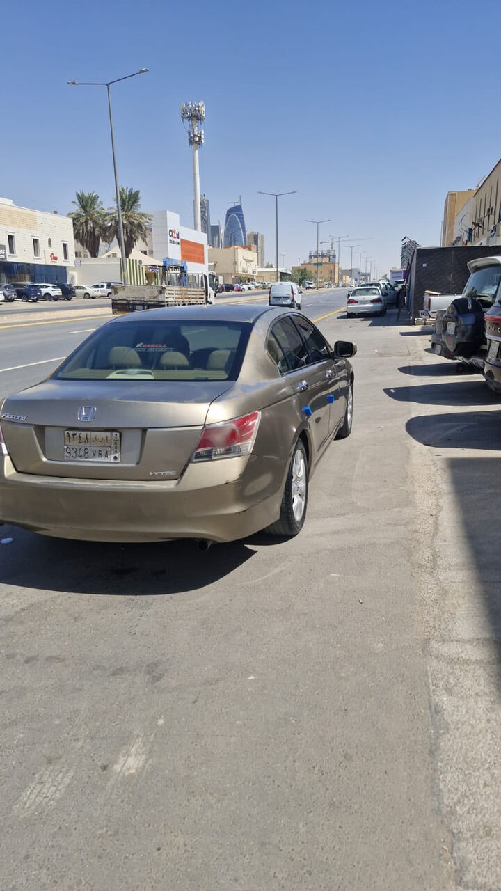 Riyadh, Vehicles, Cars & Trucks , SAR 25000,  Honda Accord,  2009,  Automatic,  5157472 KM,  I Am Selling Car Full Option  Model