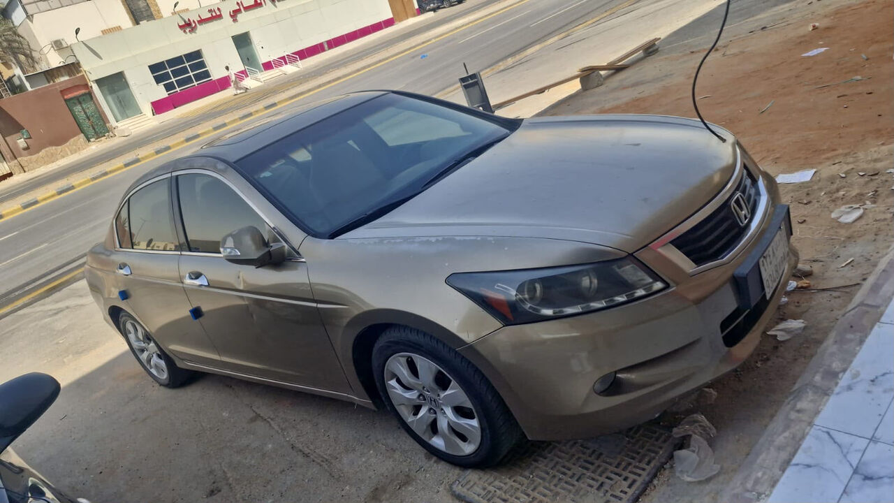 Riyadh, Vehicles, Cars & Trucks , SAR 25000,  Honda Accord,  2009,  Automatic,  5157472 KM,  I Am Selling Car Full Option  Model