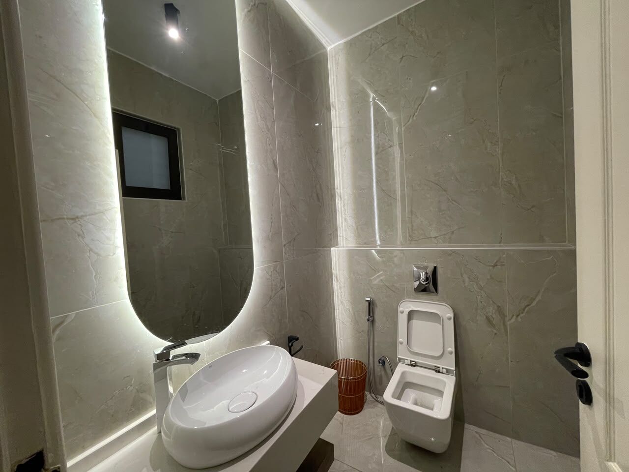 Amman, Apartments, Flats, Houses & Villas, JOD 35000/year,  Furnished,  4 BR,  280 Sq. Meter,  Ground Floor Apartment For Rent In Deir Ghubar
