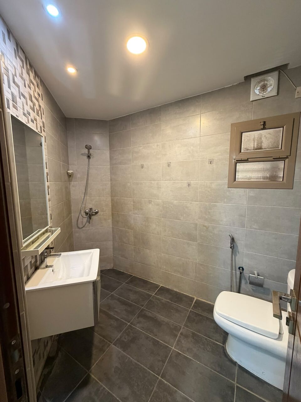 Al Seef, Apartments, Flats, Houses & Villas, BHD 240/month,  Furnished,  2 BR,  2bhk Semi Furnished In Seef