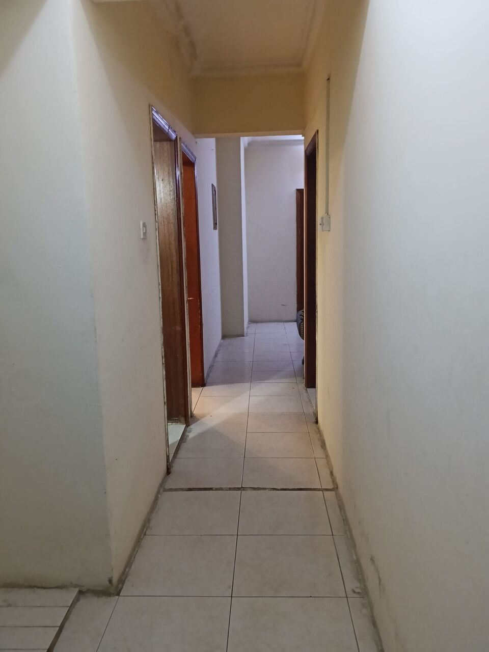 Gudaibiya, Apartments, Flats, Houses & Villas, BHD 250/month,  3 BR,  3 Bedroom Semi Furnished Flat For Rent With Ewa