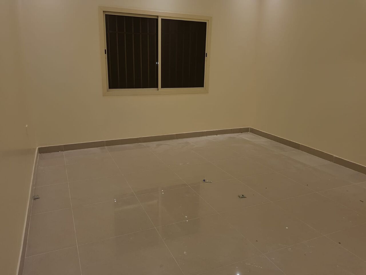 Tubli, Apartments, Flats, Houses & Villas, BHD 200/month,  2 BR,  70 Sq. Meter,  Semi Furnished Flat For Rent At Tubli Near Alhelly Supermarket