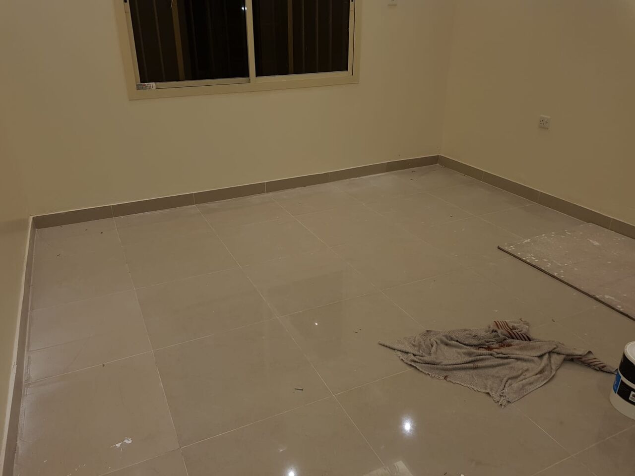 Tubli, Apartments, Flats, Houses & Villas, BHD 200/month,  2 BR,  70 Sq. Meter,  Semi Furnished Flat For Rent At Tubli Near Alhelly Supermarket
