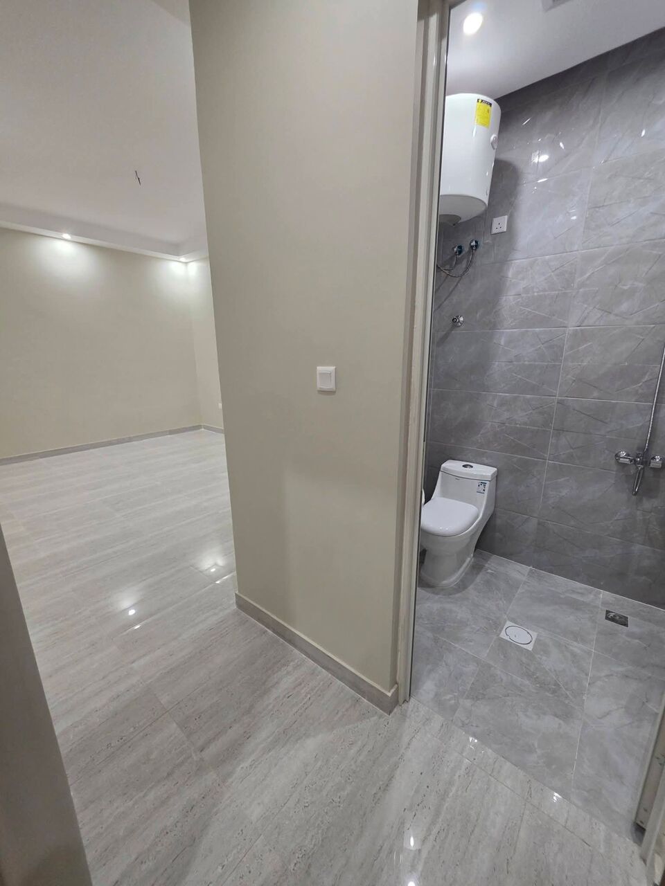 Khobar, Apartments, Flats, Houses & Villas, 2 BR,  BRAND-NEW FAMILY APARTMENTS FOR RENT  Layout: 2 Bedrooms + Living Room 2Bathrooms Kitchen