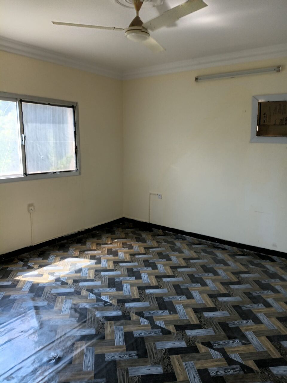 Manama, Villas, BHD 450,  5BR Unfurnished Private Villa For Rent In Salahiya
