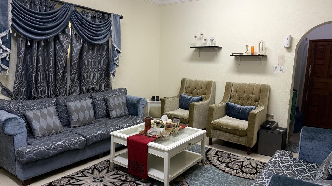 Jubail, Furniture, SAR 950,  9 Seater Sofa Set With Matching Curtain , Carpet & Centre /Side Tables