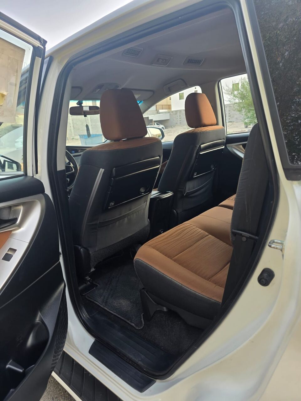 Dammam, Vehicles, Cars & Trucks , SAR 55000,  Toyota INNOVA,  2023,  Automatic,  489000 KM,