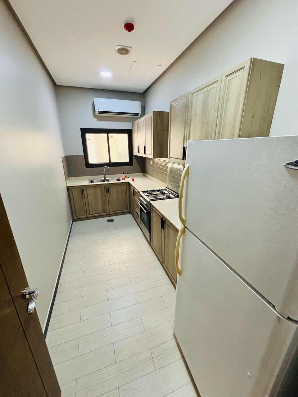 Zinj, Apartments, Flats, Houses & Villas, BHD 320/year,  2 BR,  2 Bedroom Flat For Rent