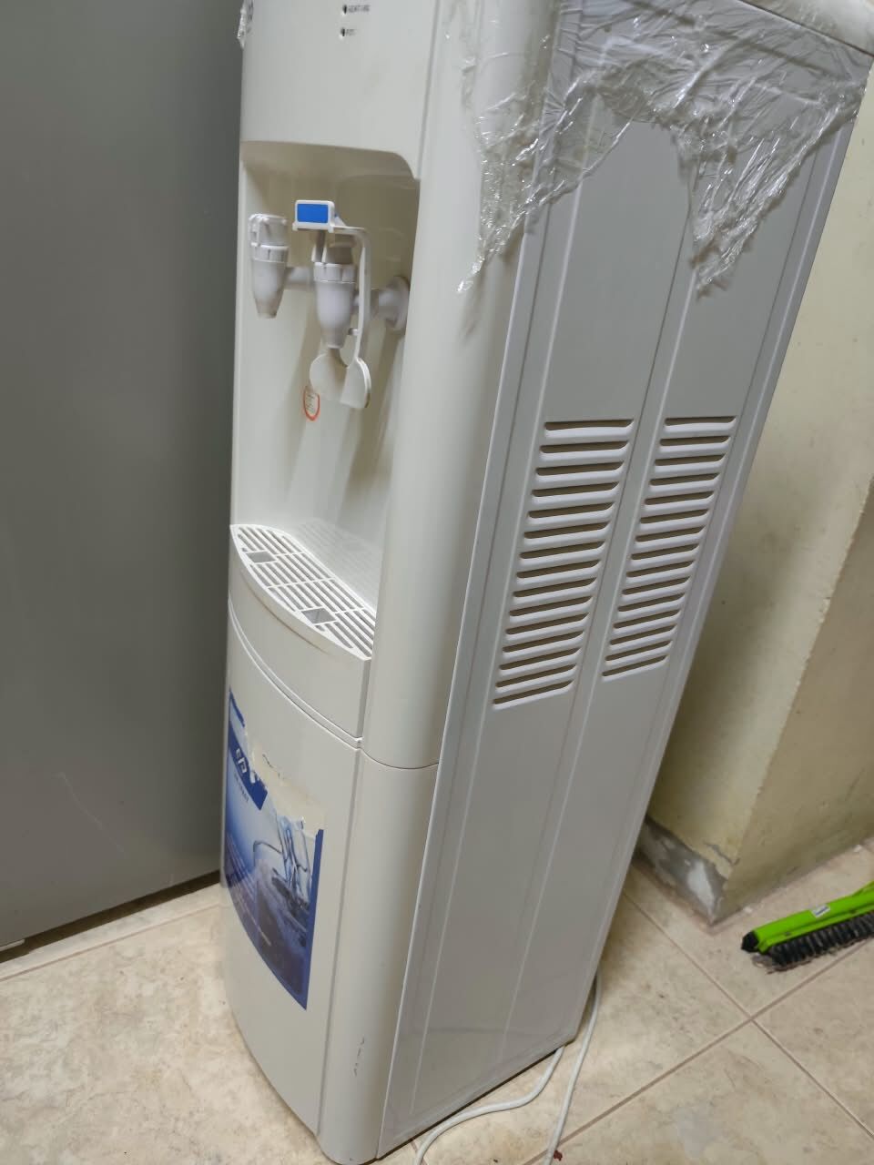 Riyadh, Appliances, SAR 250,  Water Cooler Dispenser Class Pro