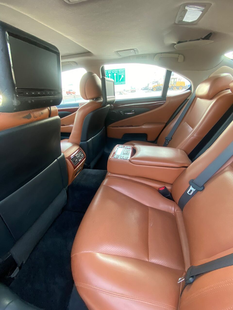 Manama, Vehicles, Cars & Trucks , BHD 2500,  Lexus LS-460,  2007,  Automatic,  167950 KM,   /  (Grey)