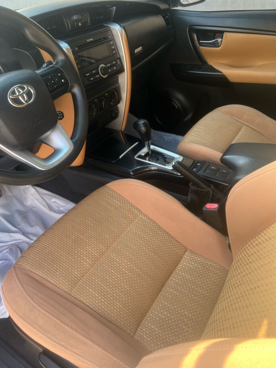Riyadh, Vehicles, Cars & Trucks , SAR 62000,  Toyota Fortuner,  2018,  Automatic,  327000 KM,  Toyota - FORTUNER -  - 327,000Km - 62,000 SR