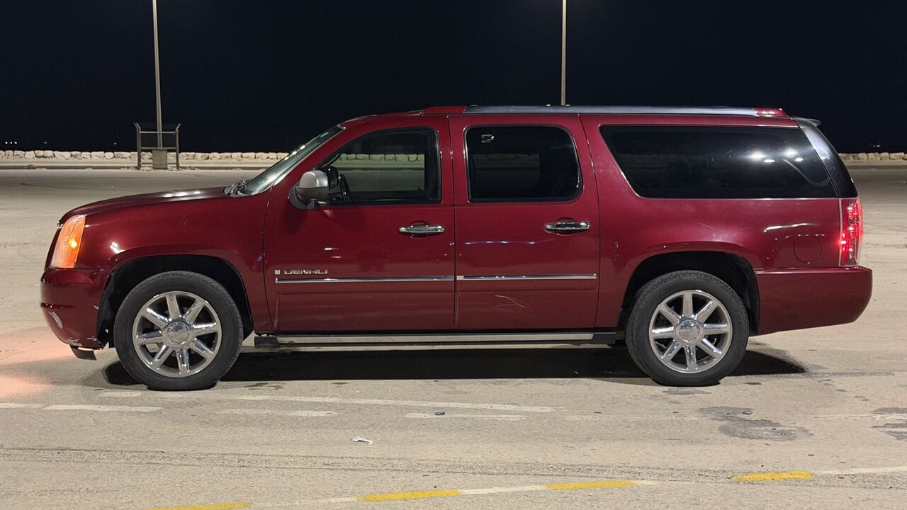 Qatif, Vehicles, Cars & Trucks , SAR 29000,  GMC Yukon Denali,  2009,  Automatic,  287000 KM,  Yukon Denali XL