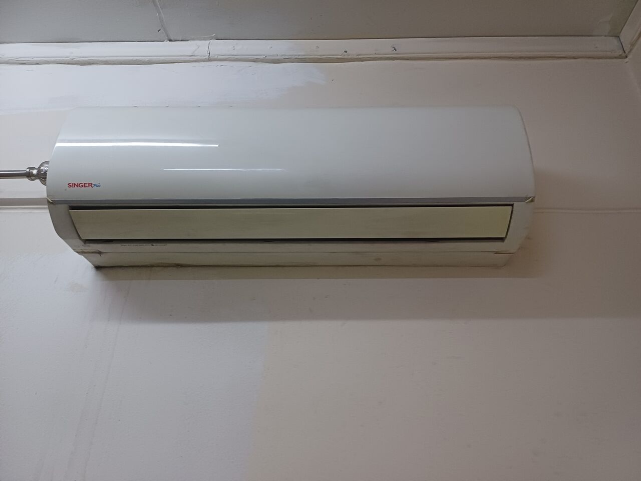 East Riffa, Air Conditioners, BHD 1,  Split A/C 1.5 T And 2T . Mobile 39776886, Whatsup 35072655