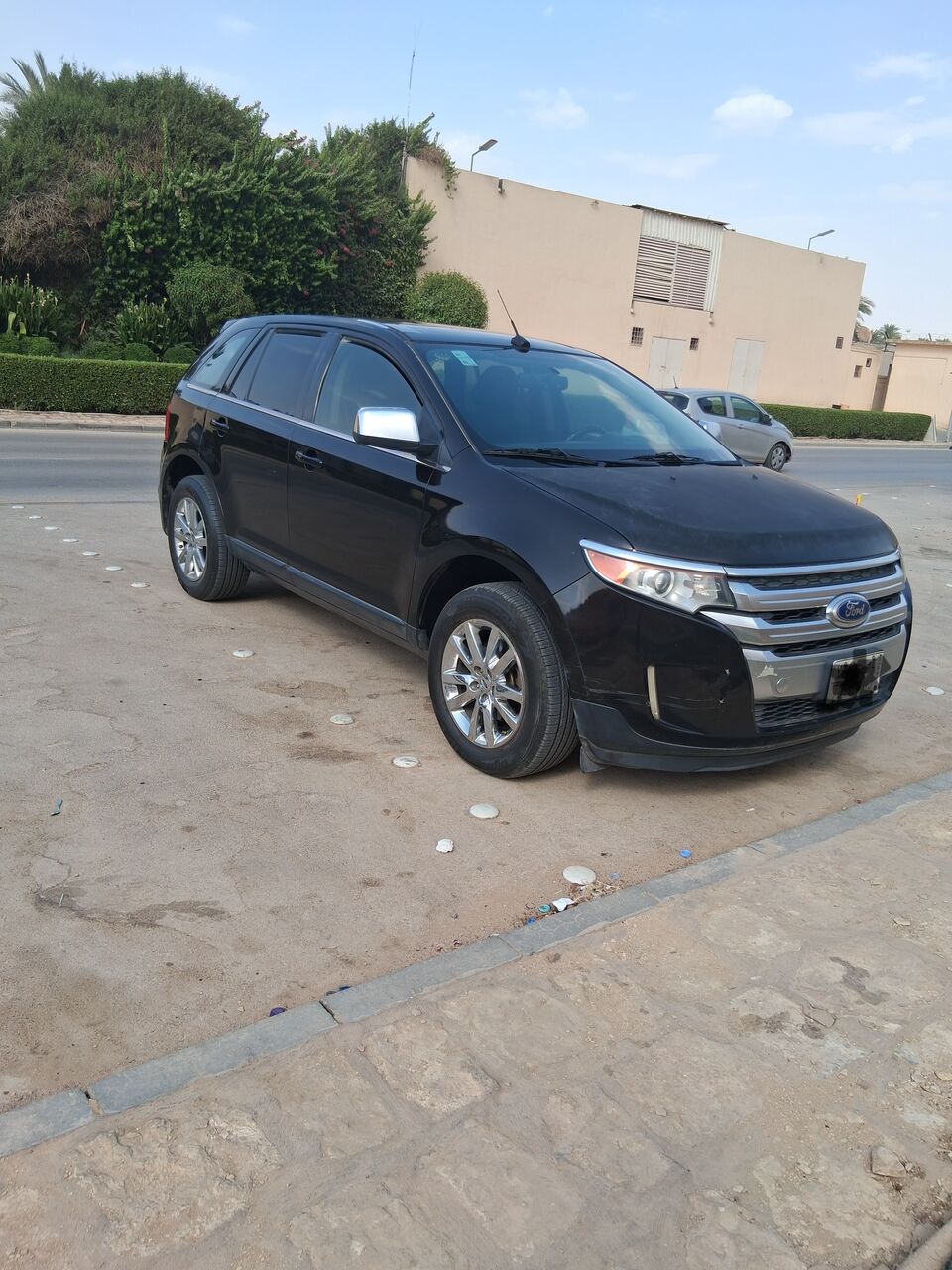 Riyadh, Vehicles, Cars & Trucks , SAR 22000,  Ford Edge,  2014,  Automatic,  267000 KM,   - Home Driven - Excellent Condition