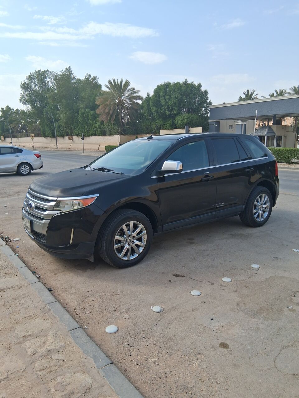 Riyadh, Vehicles, Cars & Trucks , SAR 22000,  Ford Edge,  2014,  Automatic,  267000 KM,   - Home Driven - Excellent Condition
