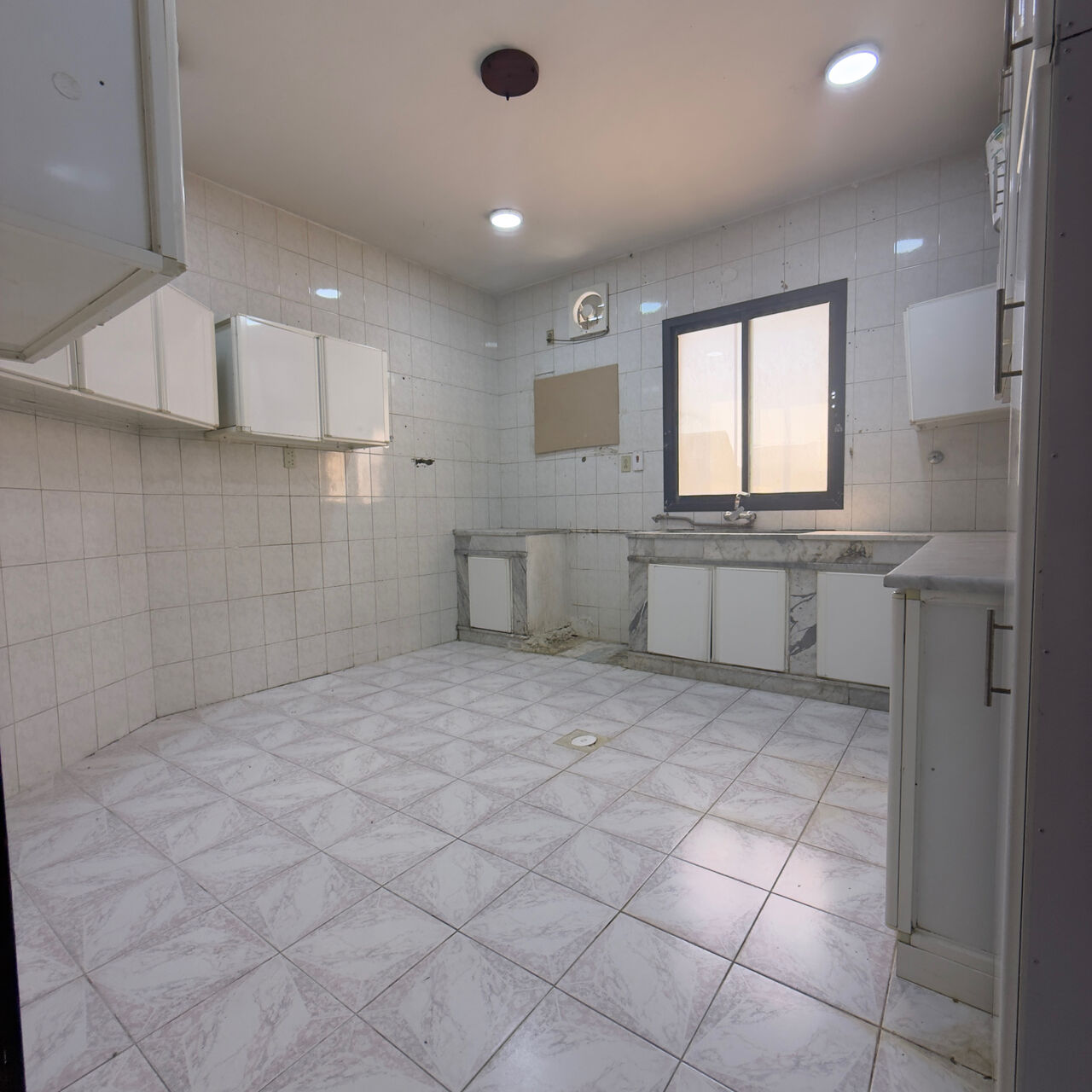 Khobar, Apartments, Flats, Houses & Villas, SAR 21500/year,  4 BR,  Family Flat