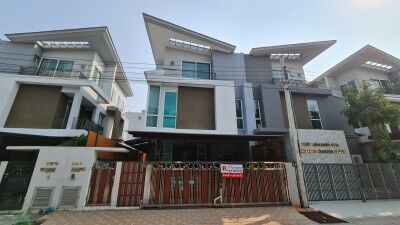 Bangkok, Villas, THB 37000,  39 Sq. Feet,  ให้เช่าบ้านแฝดหรู 3 ชั้นหลังมุม #แกรน