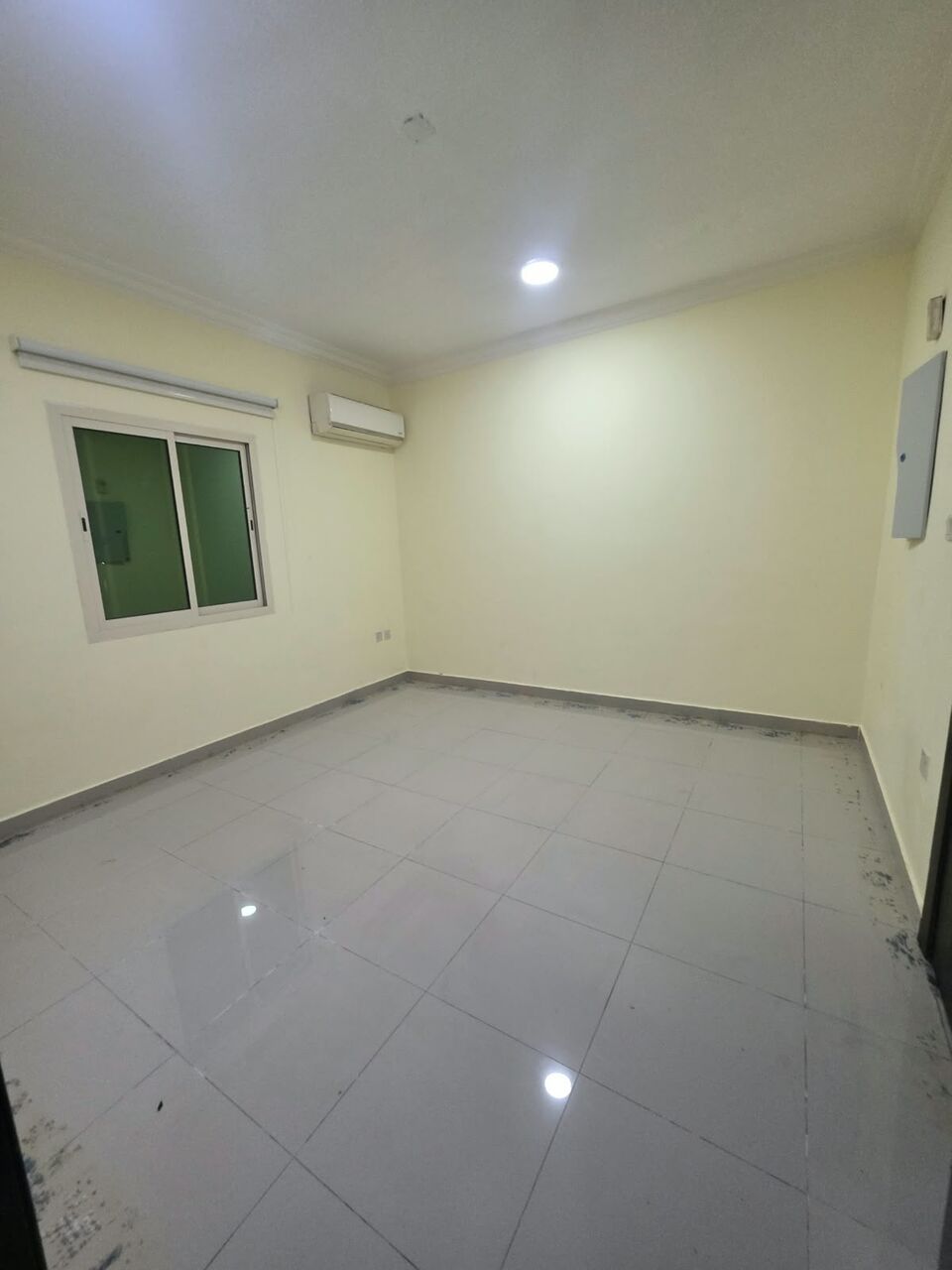 Khobar, Apartments, Flats, Houses & Villas, SAR 23000/year,  3 BR,  3 Bedrooms, A Living Room 2 Bathrooms, A Kitchen,with Air Conditioners  Elevator Available