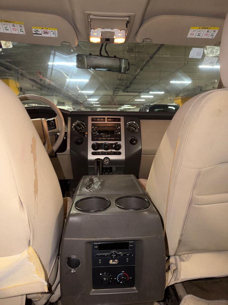Riyadh, Vehicles, Cars & Trucks , SAR 30000,  Ford Expedition XLT,  2013,  Automatic,  388000 KM,
